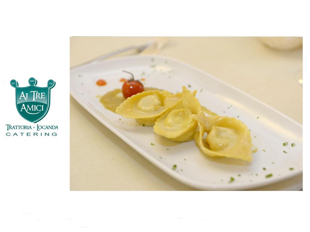 Trattoria Locanda Ai Tre Amici Mortegliano Экстерьер фото